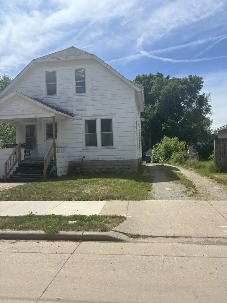715 PROSPECT AVENUE, Oshkosh, WI 54901 - #2