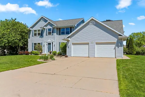 2861 CROSSHAVEN AVENUE, Green Bay, WI 54313