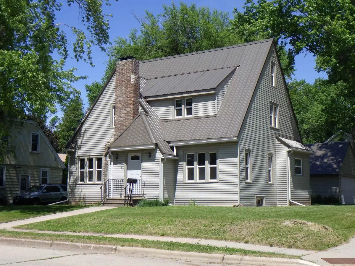 50 PEARL STREET, Clintonville, WI 54929 - #1