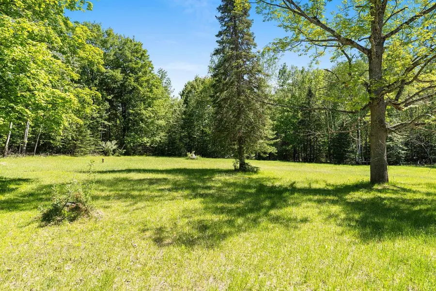 W4945 S RIGHT OF WAY ROAD, Crivitz, WI 54114 - #2