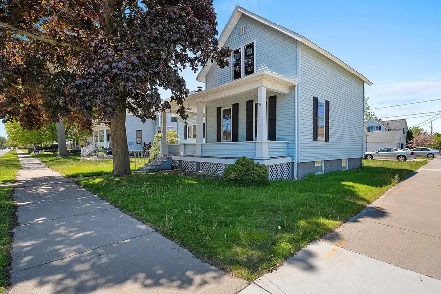 1603 PIERCE AVENUE, Marinette, WI 54143 - #2