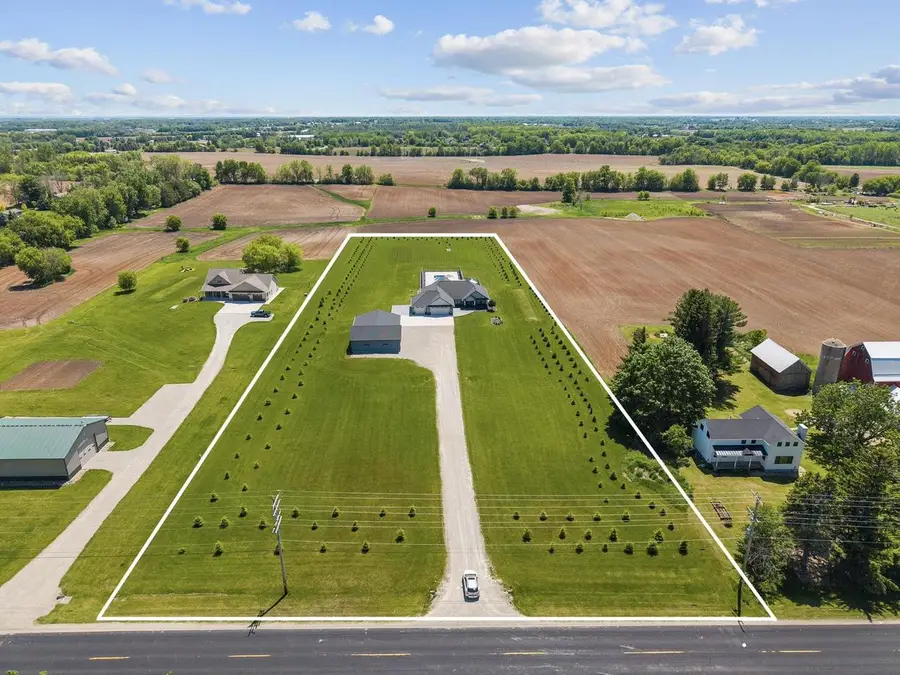 3007 WINNEGAMIE DRIVE, Appleton, WI 54914 - #3