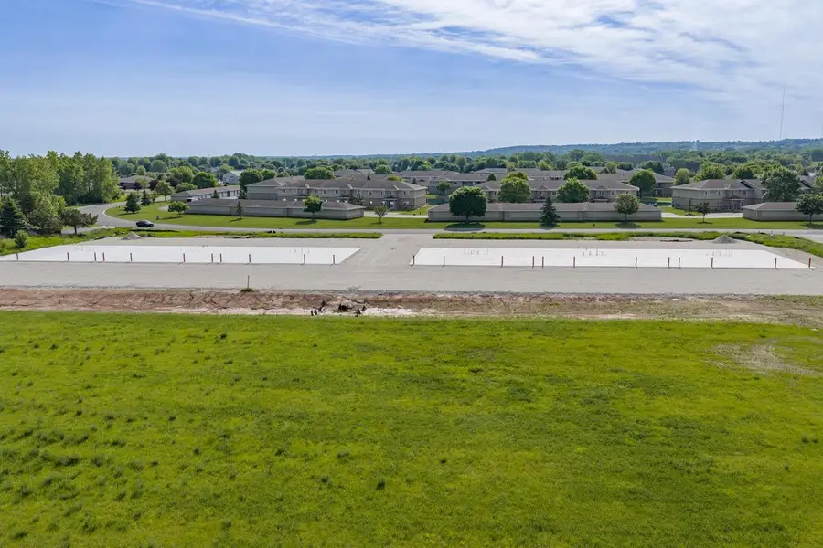 1662 SWAN ROAD, De Pere, WI 54115 - #3
