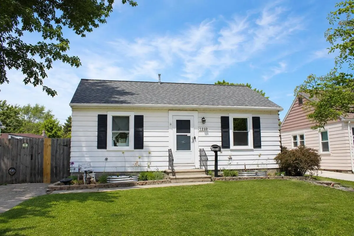 1210 10TH AVENUE, Green Bay, WI 54304 - #1