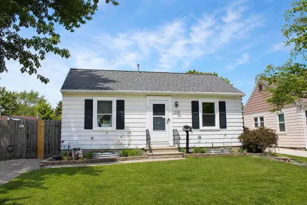 1210 10TH AVENUE, Green Bay, WI 54304