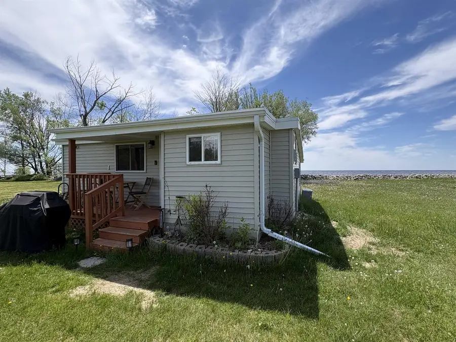 8068 COUNTY ROAD Y, Oconto, WI 54153 - #2