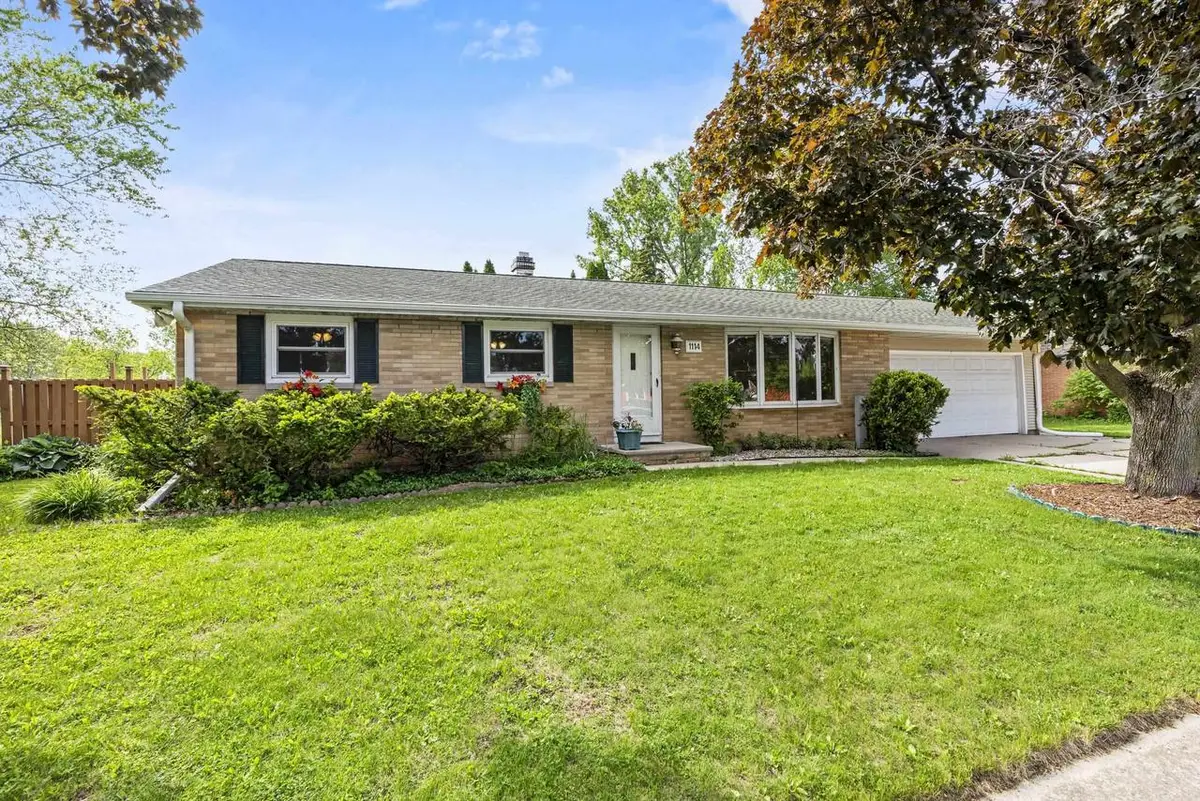 1114 BELLEVUE STREET, Green Bay, WI 54302 - #1
