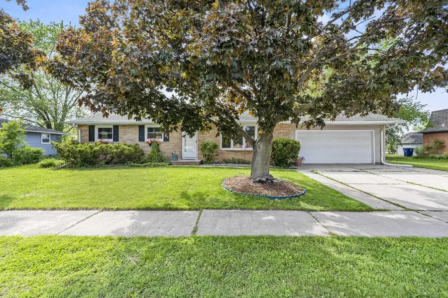 1114 BELLEVUE STREET, Green Bay, WI 54302 - #2