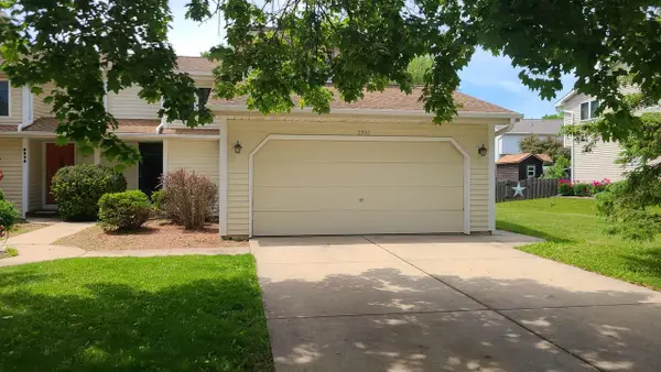 2390 CEDAR RIDGE COURT, Green Bay, WI 54313
