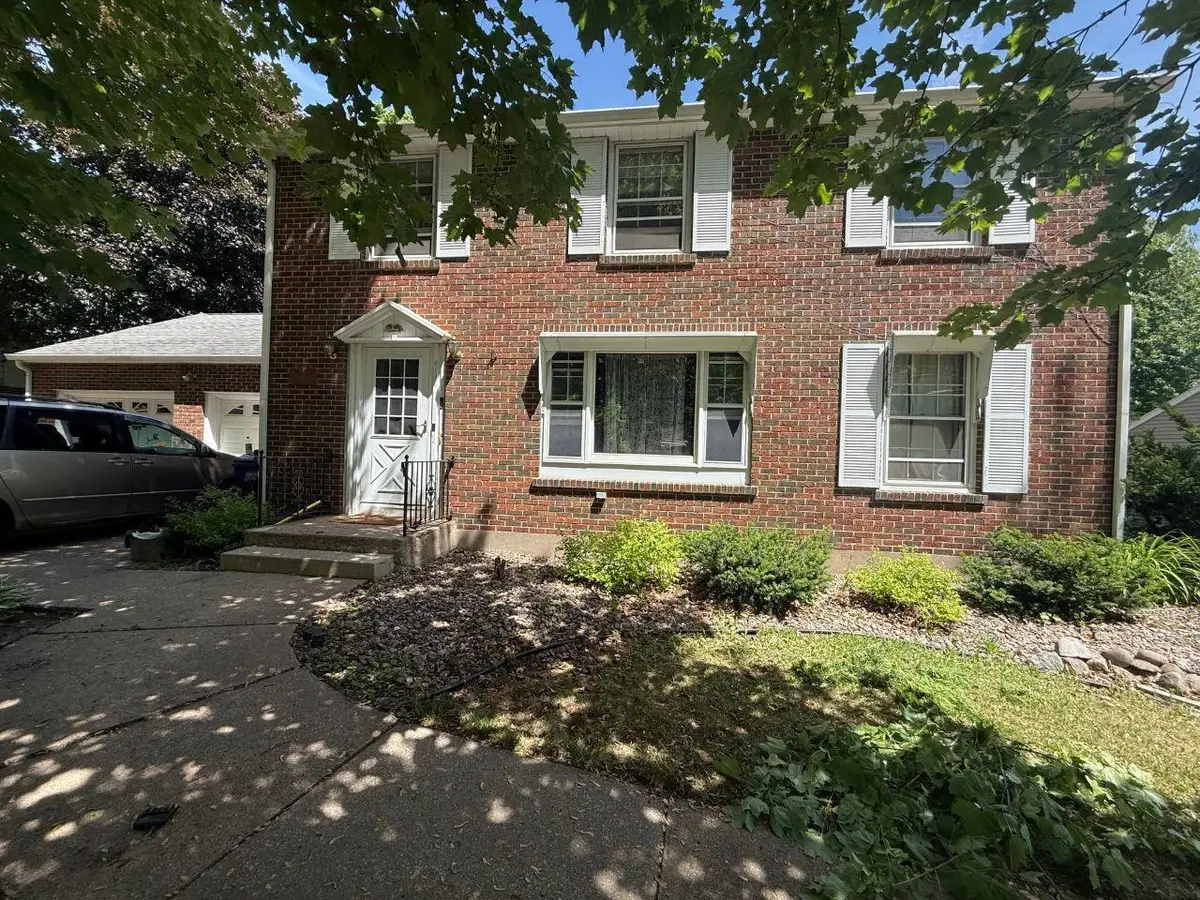 166 N CLINTON AVENUE, Clintonville, WI 54929 - #1