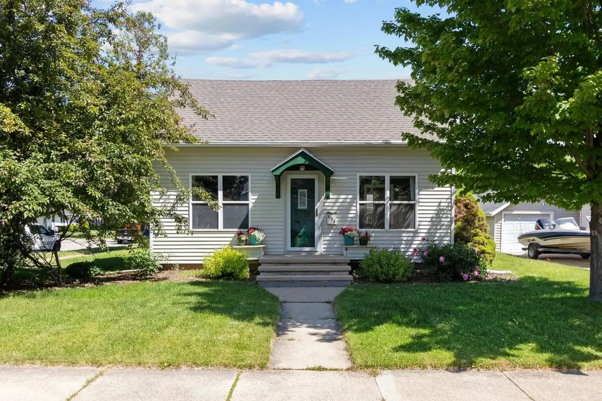 834 W GRANT STREET, Appleton, WI 54914 - #1