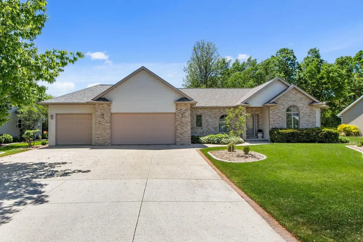 W5875 SWEET CLOVER DRIVE, Appleton, WI 54915 - #1