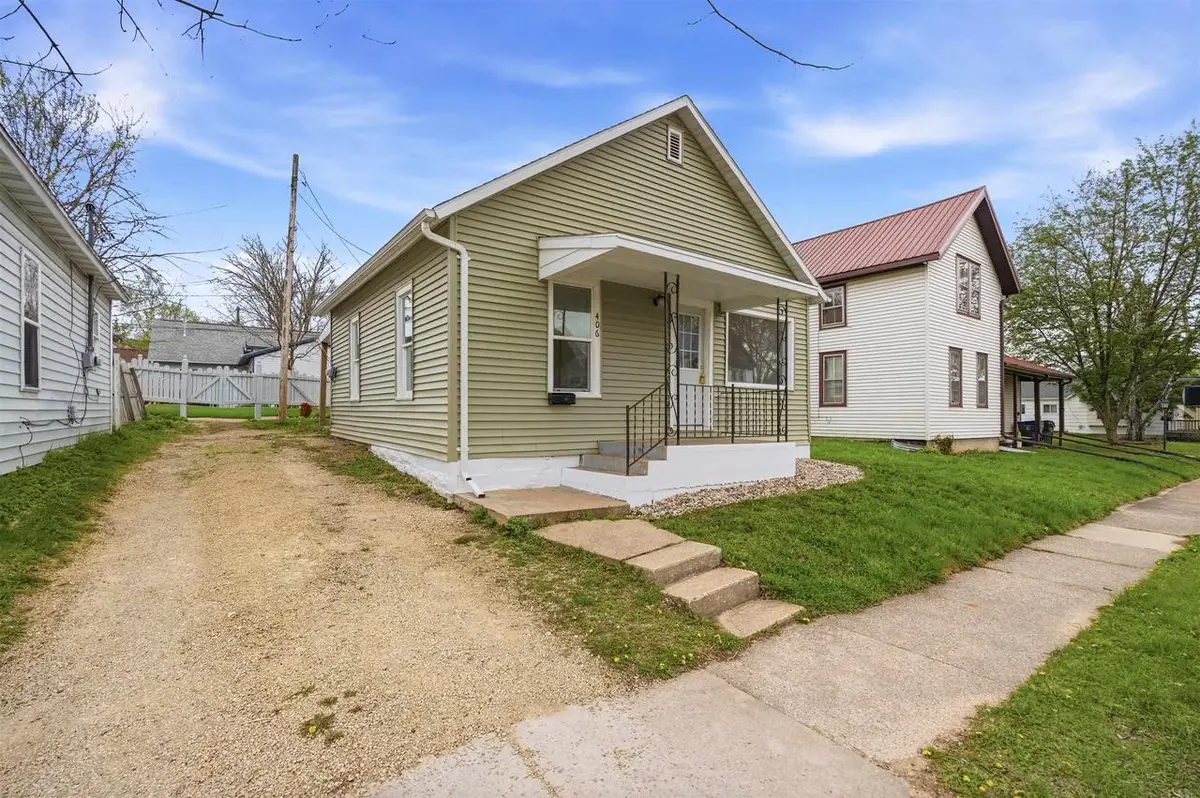 406 W SPRING STREET, New London, WI 54961 - #1