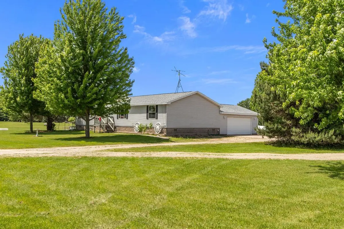 7961 EASY STREET, Fremont, WI 54940 - #1