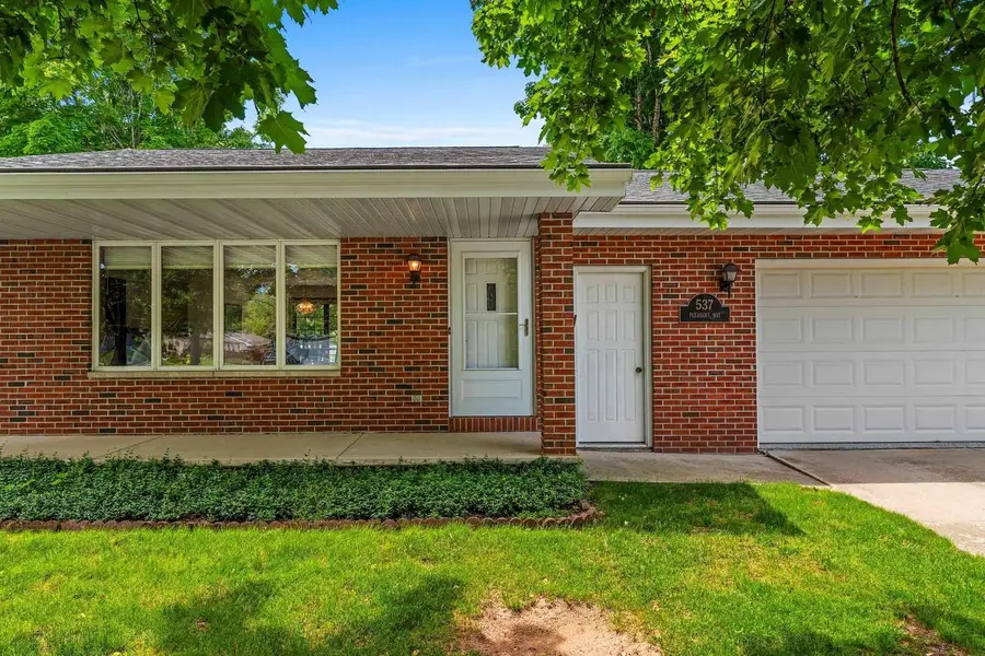537 PLEASANT WAY, Seymour, WI 54165 - #2