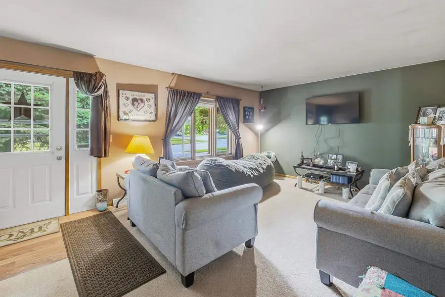 836 MEADOWBROOK LANE, Fond Du Lac, WI 54935 - #2