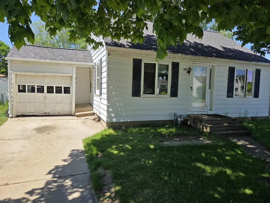 1016 CLEVELAND STREET, Green Bay, WI 54304 - #2