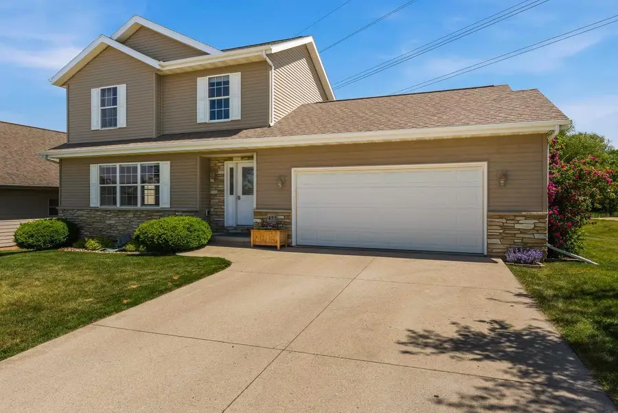 455 S COUNTRY LANE, Fond Du Lac, WI 54935 - #2