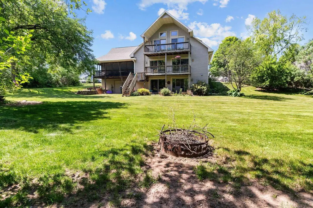 218 EMILY WAY, Hortonville, WI 54944 - #1