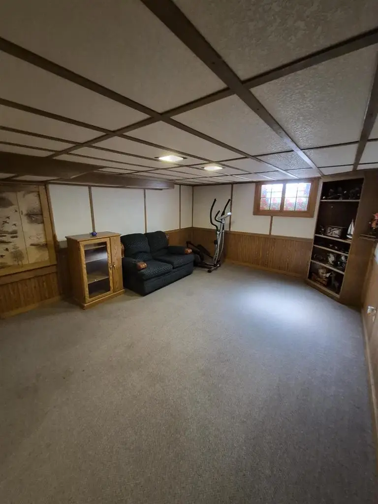 1456 W 4TH AVENUE, Oshkosh, WI 54902 - #2