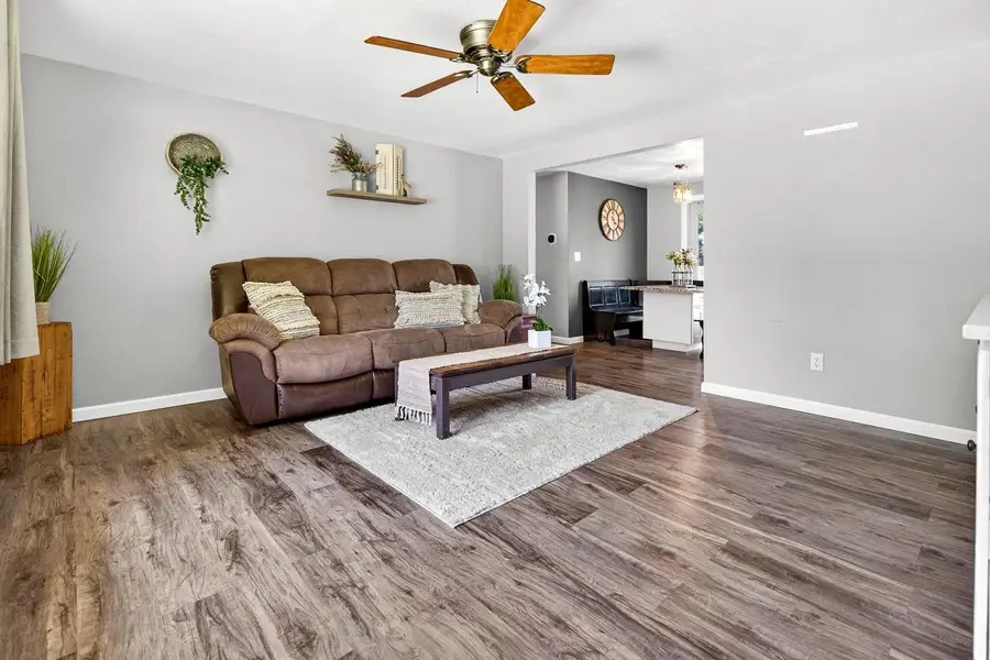 W1940 VANS COURT, Kaukauna, WI 54130 - #3