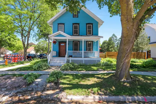 232 N MICHIGAN STREET, De Pere, WI 54115