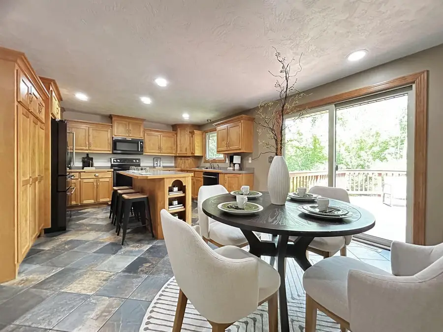 2762 KLEE STREET, Green Bay, WI 54313 - #3