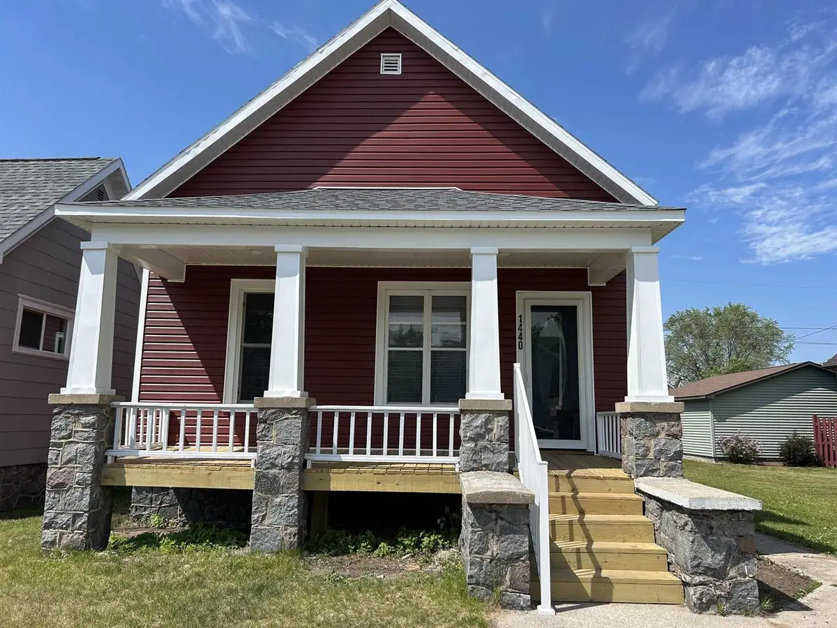 1440 GARFIELD AVENUE, Marinette, WI 54143 - #1