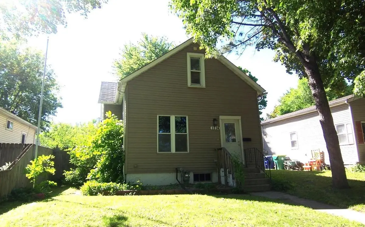 1214 S GREENWOOD AVENUE, Green Bay, WI 54304 - #1