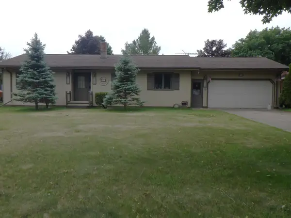 305 RIVERVIEW DRIVE, Marion, WI 54950