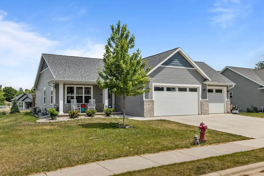 607 W 5TH STREET, Shawano, WI 54166 - #2