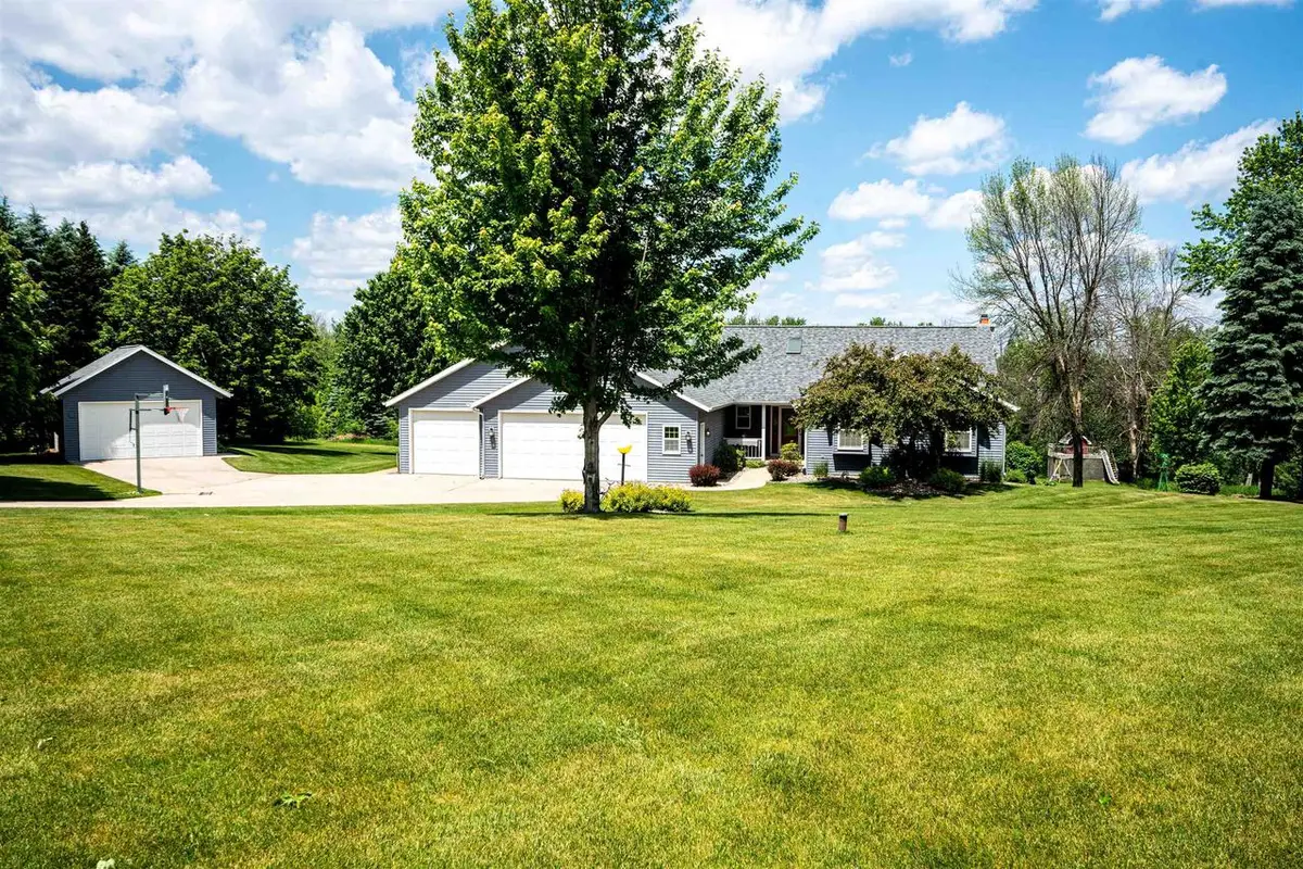 W9010 SCHOOL ROAD, Dale, WI 54944 - #1