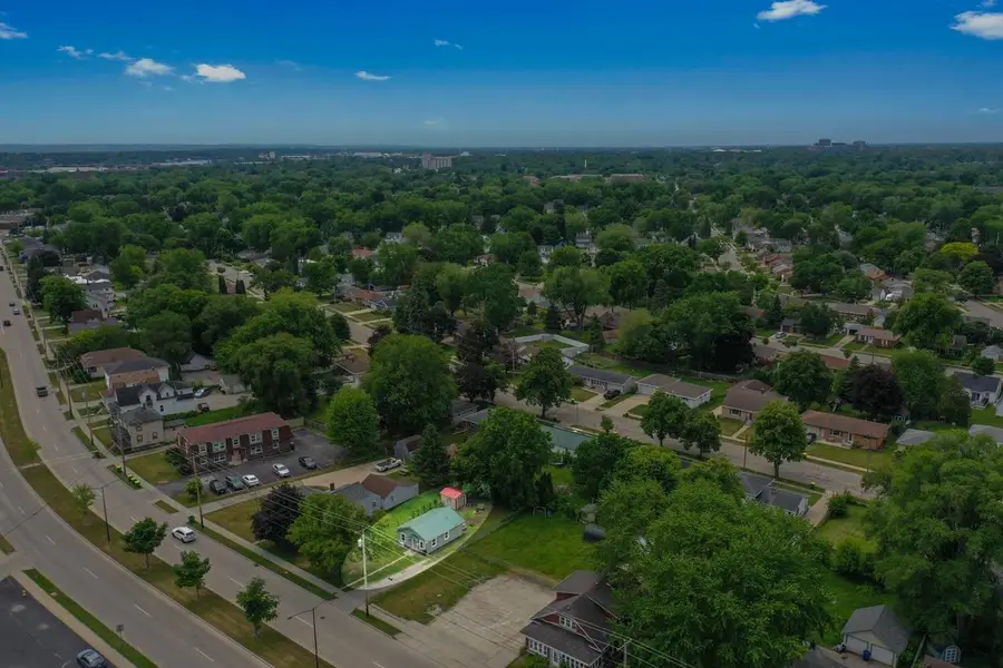 977 VELP AVENUE, Green Bay, WI 54303 - #2