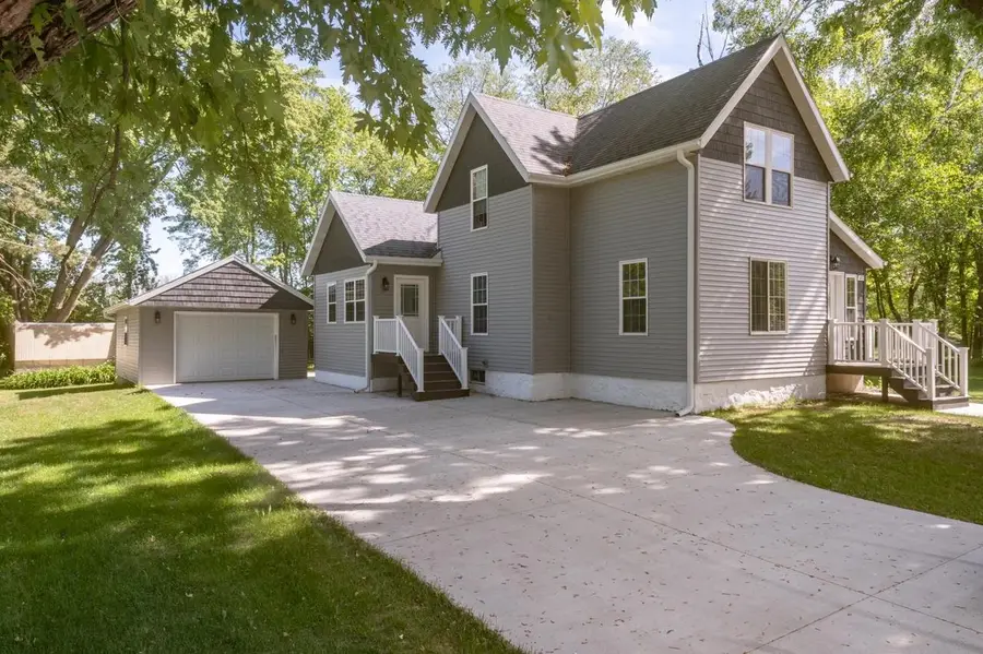 417 VAN HORN STREET, Berlin, WI 54923 - #2