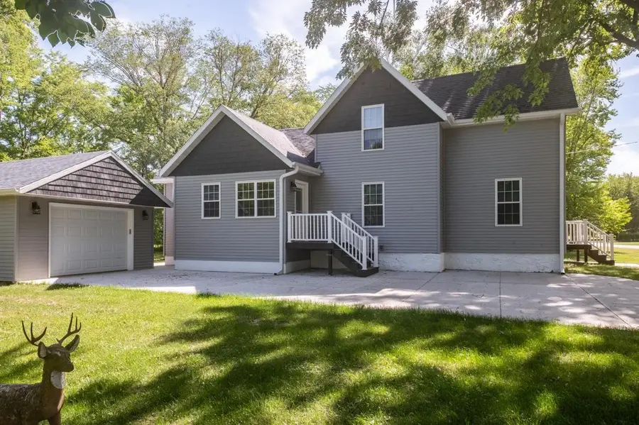 417 VAN HORN STREET, Berlin, WI 54923 - #3