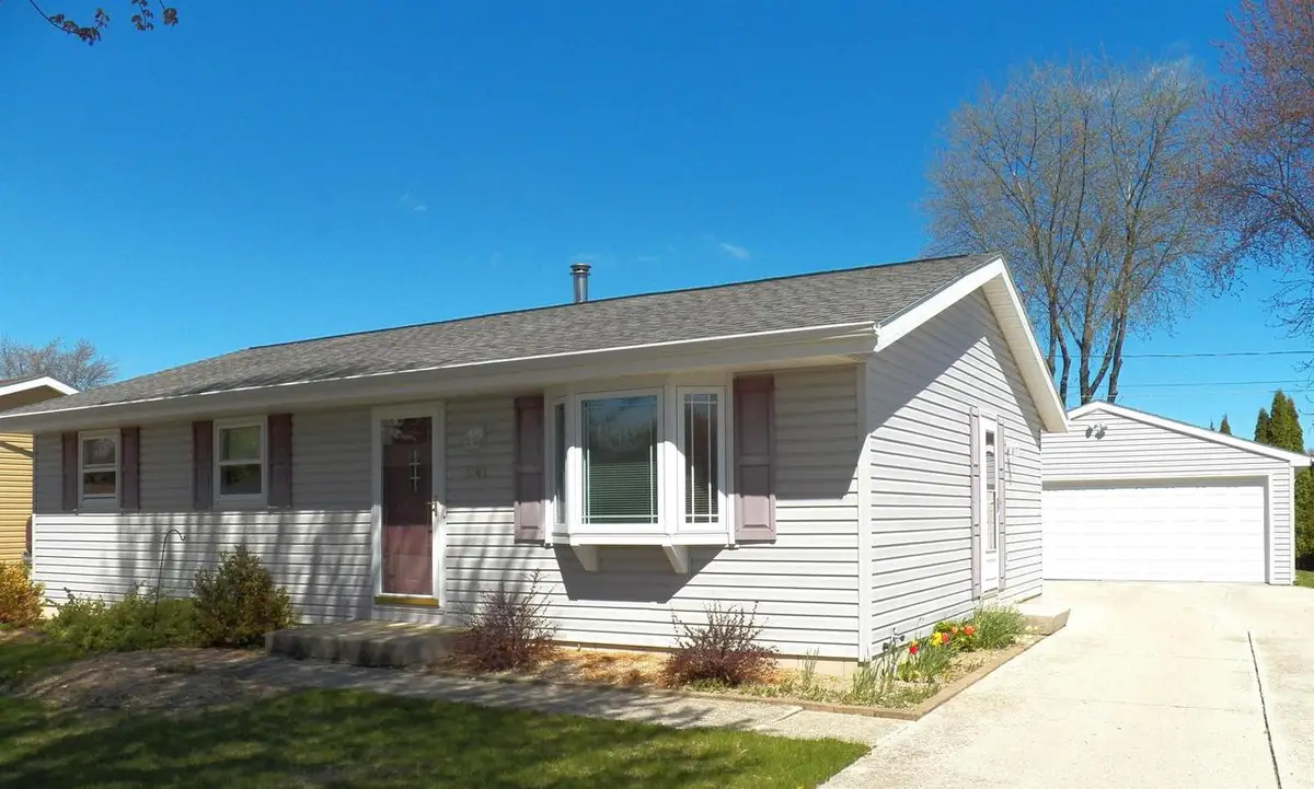 941 S 41ST STREET, Manitowoc, WI 54220 - #1