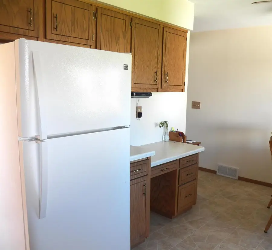 941 S 41ST STREET, Manitowoc, WI 54220 - #3