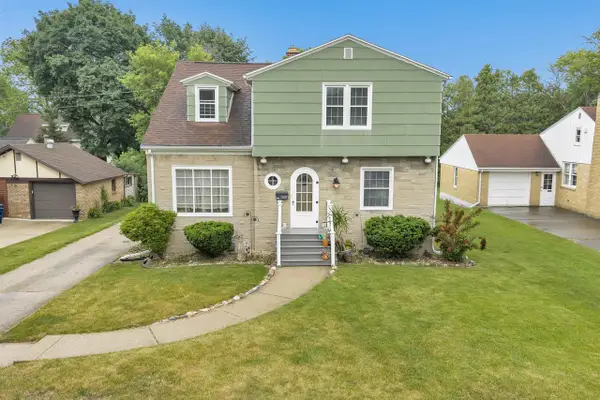 1307 S CLAY STREET, Green Bay, WI 54301
