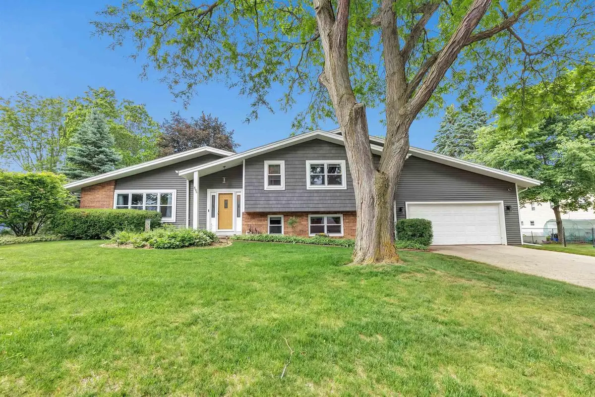 495 EDELWEISS DRIVE, Green Bay, WI 54302 - #1