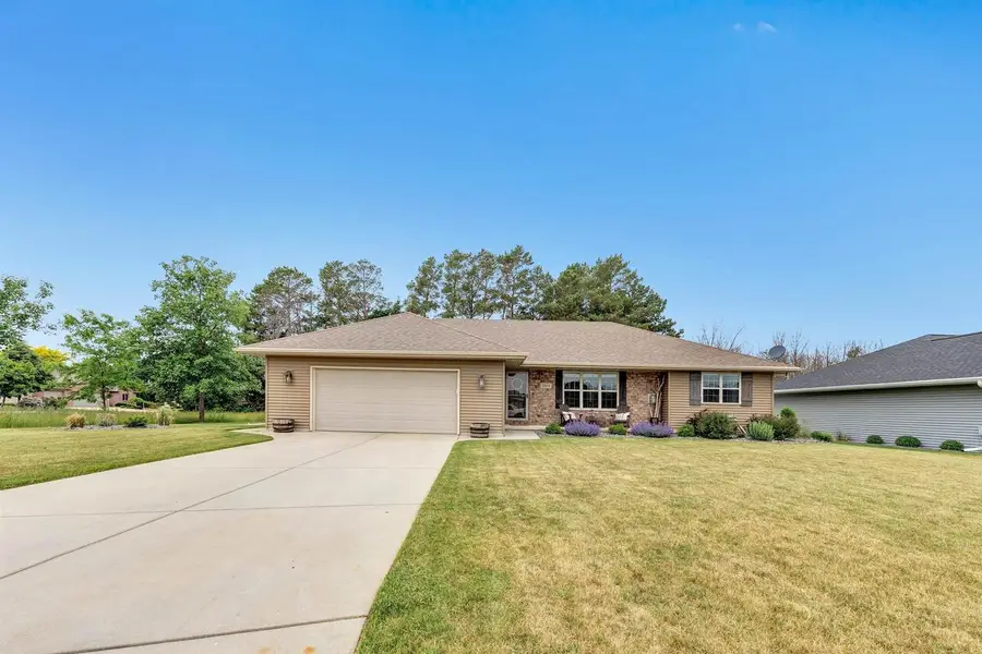 3801 SCOTCHMAN CIRCLE, Green Bay, WI 54311 - #2