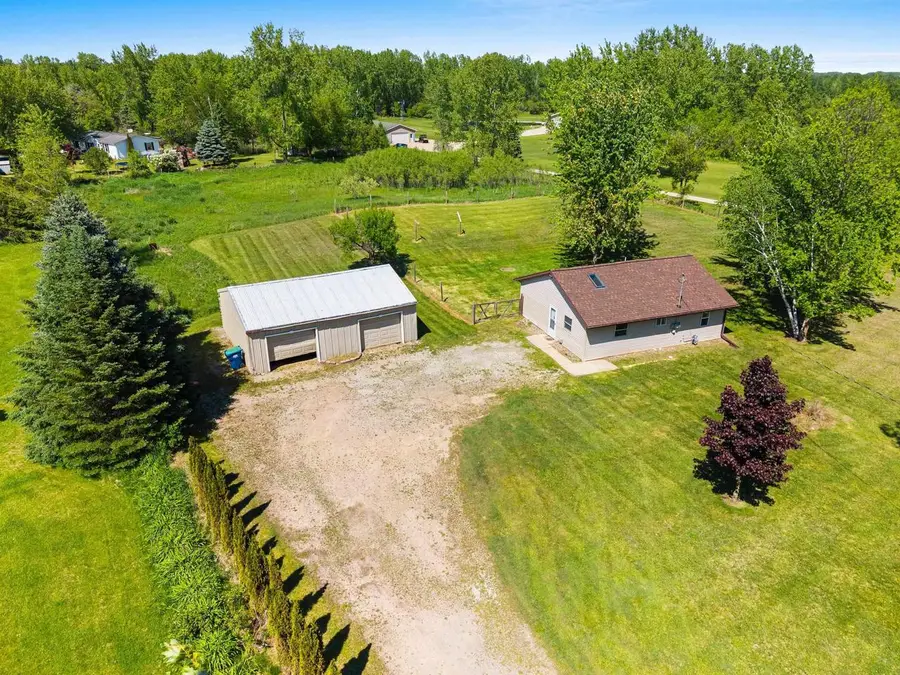W382 COUNTY RD E, Oconto Falls, WI 54154 - #2