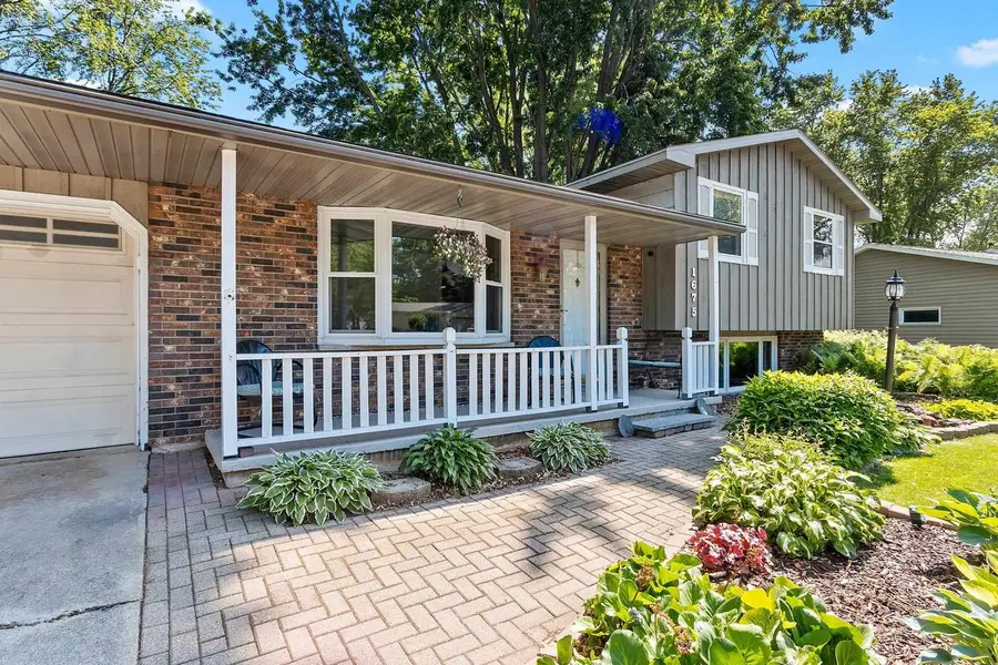 1675 KENNEDY DRIVE, Green Bay, WI 54304 - #2