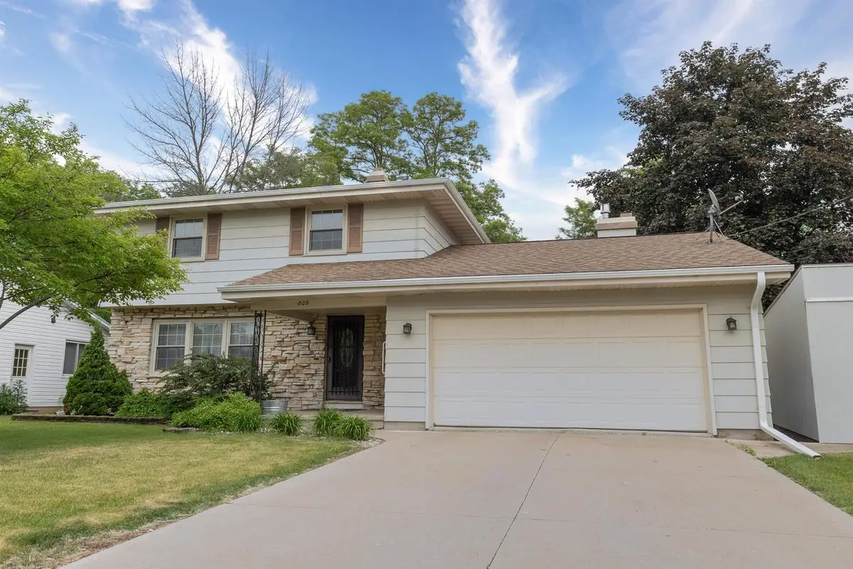 809 MELISSA STREET, Menasha, WI 54952 - #1