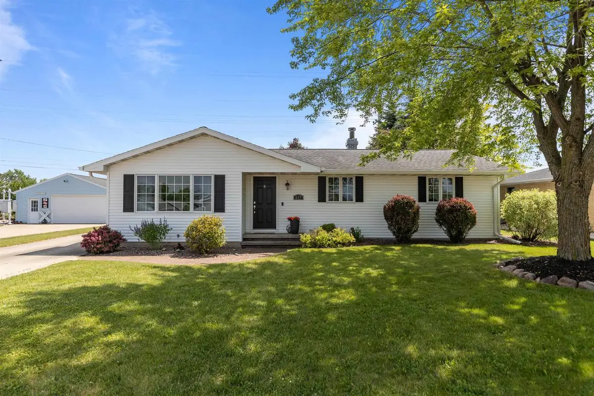 117 ST MARYS PLACE, Kaukauna, WI 54130 - #1
