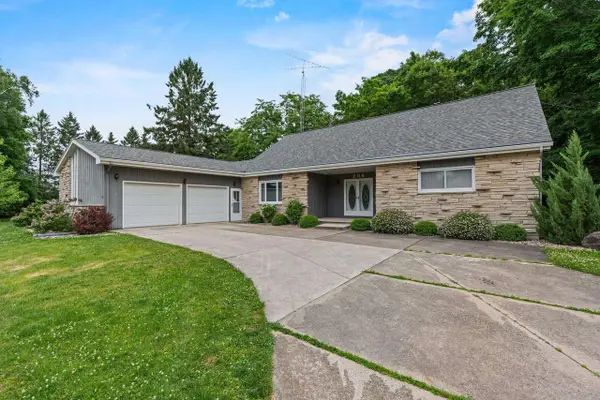 206 WOODSIDE STREET, Rosendale, WI 54974