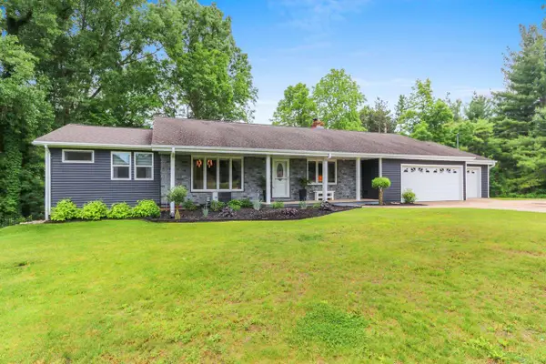389 SUNLITE DRIVE, Oneida, WI 54155