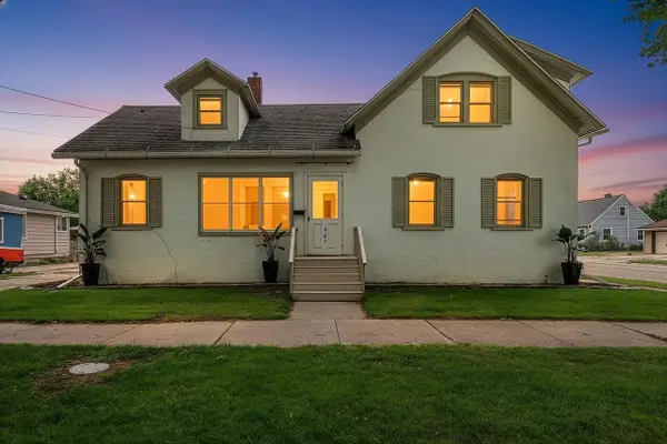 907 ELMORE STREET, Green Bay, WI 54303