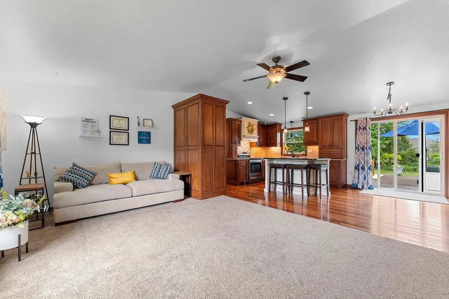 2542 RIVERVIEW DRIVE, Green Bay, WI 54313 - #2