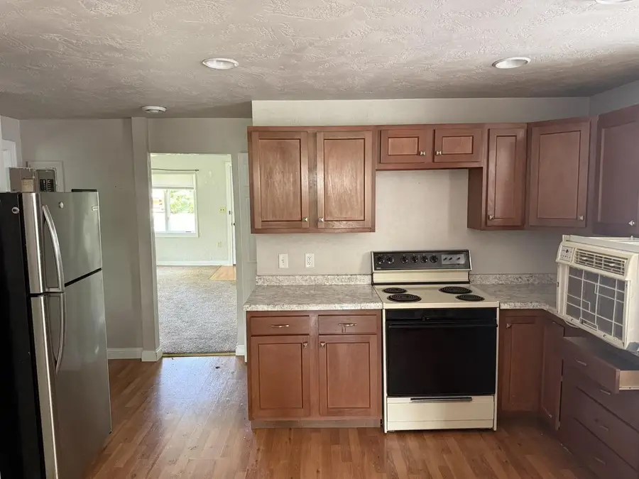 144 E ONTARIO STREET, Omro, WI 54963 - #3