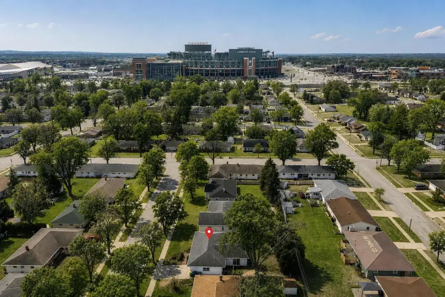 1604 WALLS STREET, Green Bay, WI 54304 - #2